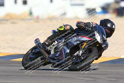 media/Jan-14-2024-SoCal Trackdays (Sun) [[2e55ec21a6]]/Turn 16 Set 2 (1125am)/